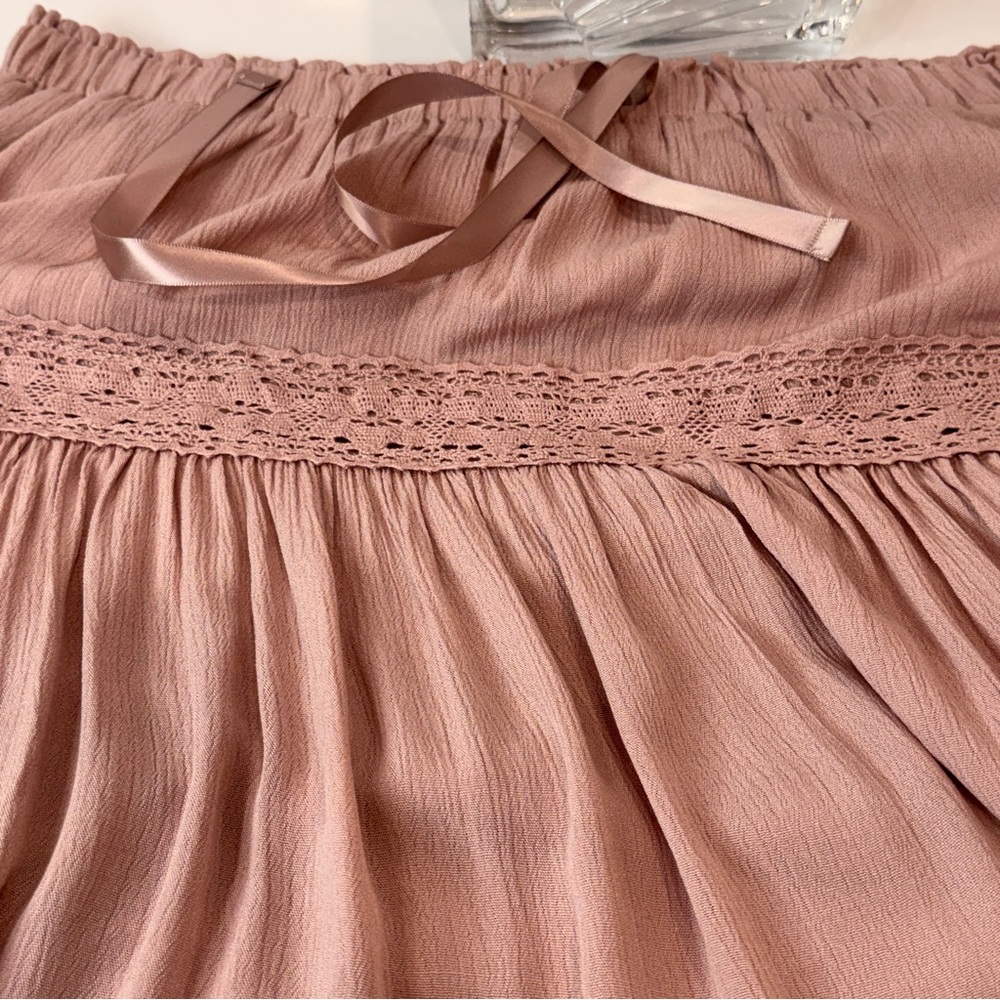 🆕 Pale Mauve Crochet Lace Maxi Skirt XL – Flowy Western Boho 🆕 - Picture 12 of 14